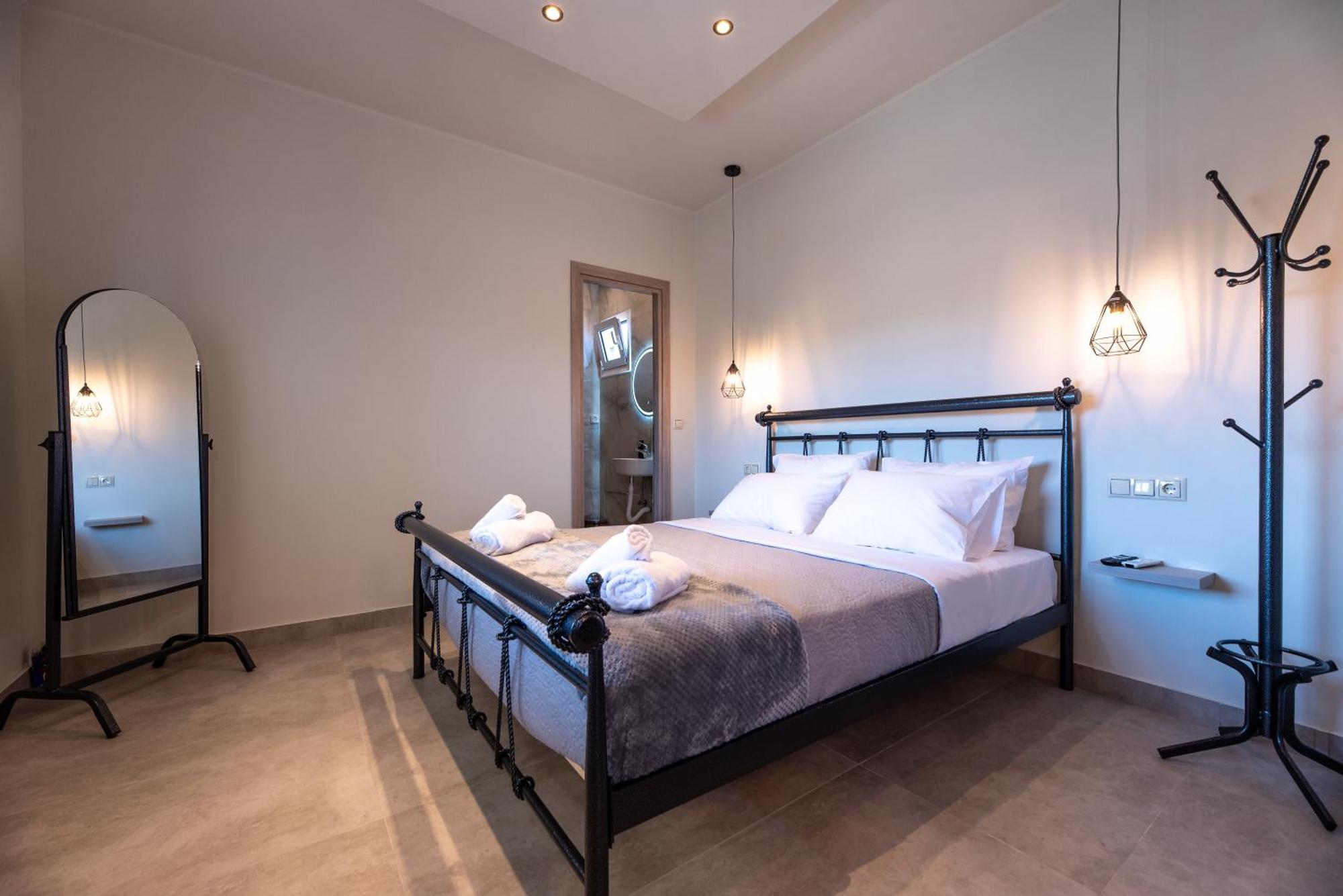 Demi'S Apartments Near Athen'S Airport Artemi Extérieur photo